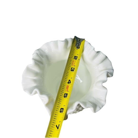 Vintage Fenton 6” Tall White Milk Glass Ruffled Edge Hobnail Bouquet Vase Bowl - Picture 4 of 10